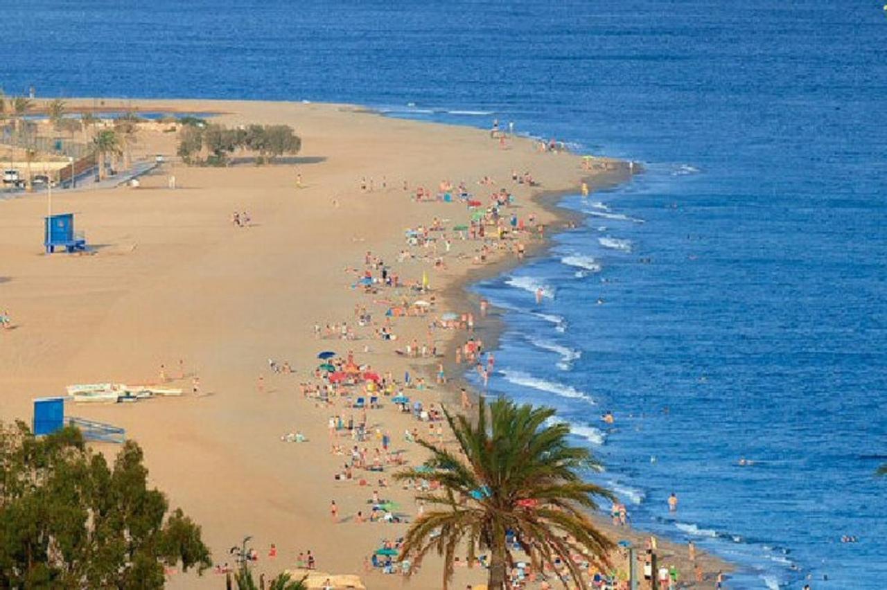 Puerto De Mazarron Large House With Roof Terrace & Sea Views-5 Guests Have 3 Bedrooms & 1 To 4 Guests Have 2 Bedrooms Bagian luar foto