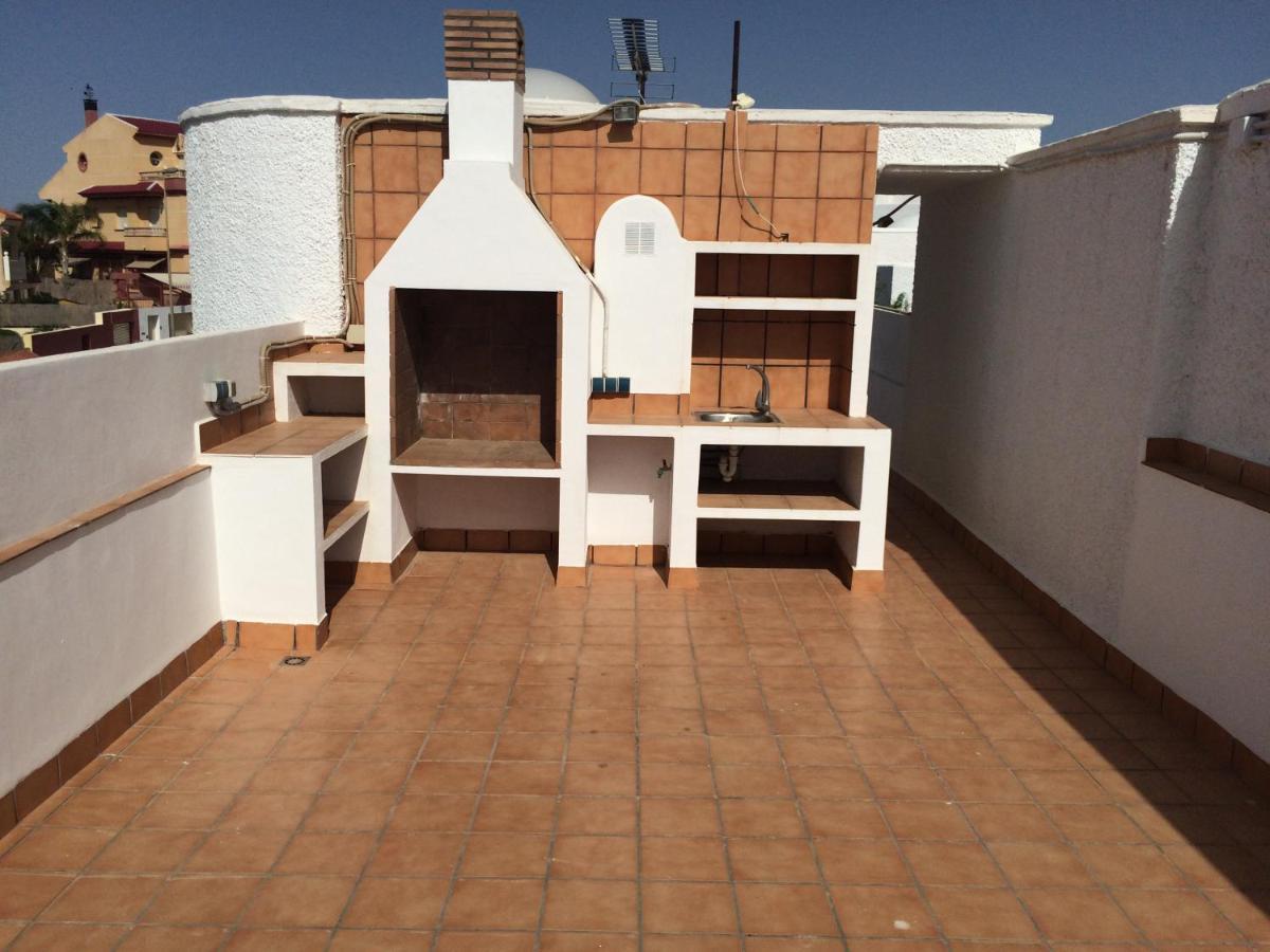 Puerto De Mazarron Large House With Roof Terrace & Sea Views-5 Guests Have 3 Bedrooms & 1 To 4 Guests Have 2 Bedrooms Bagian luar foto